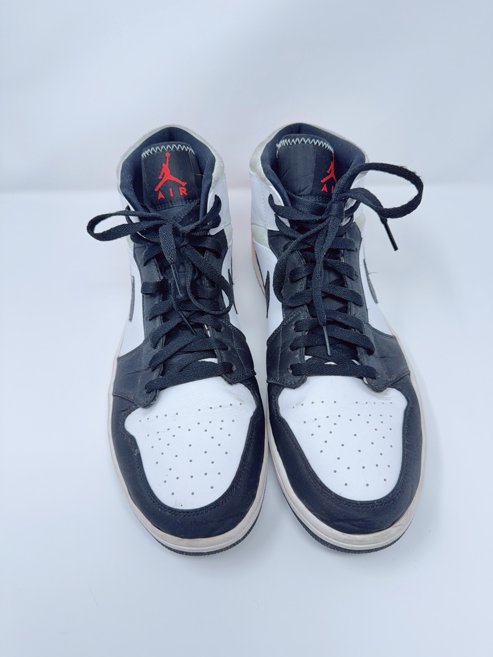 Nike Air Jordan 1 Mid White Black Gym Red Sneakers Menโs Size 15 - Picture 3 of 9